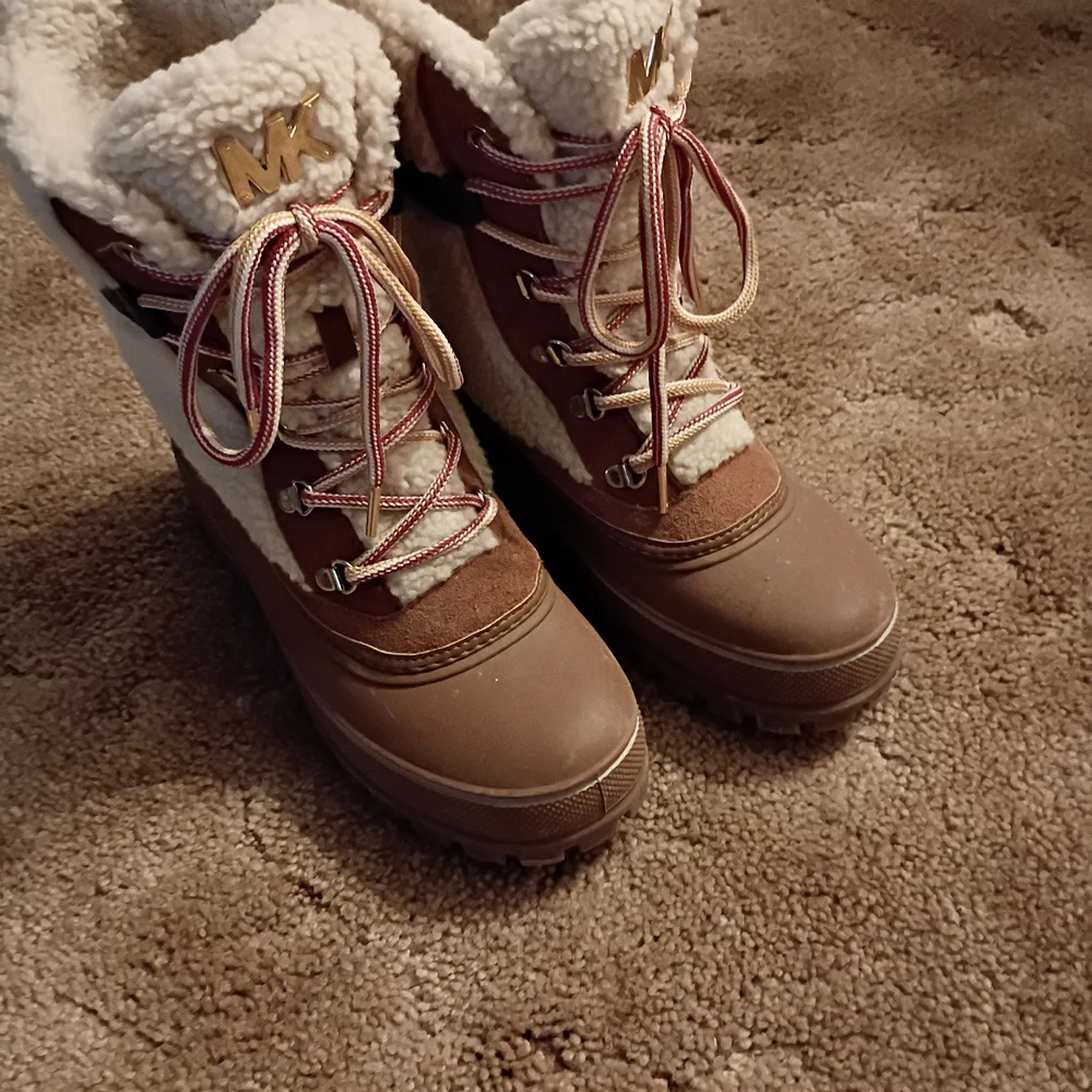 Michael Kors Brown & Cream Shearling Lace-Up Winter Boots